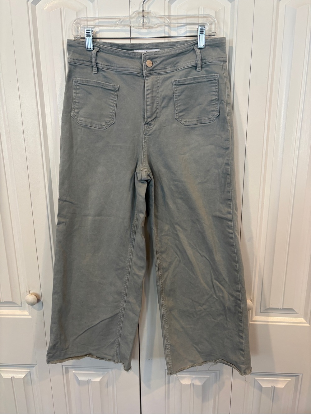Mica green/gray wide leg crops size 29